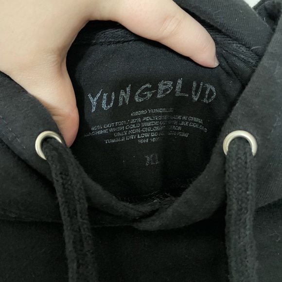 YUNGBLUD "r u ok?" Hoodie - Picture 3 of 3